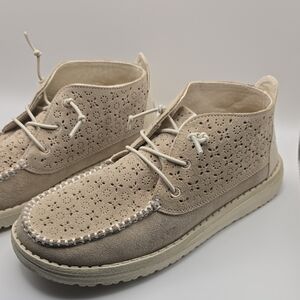 Hey Dude Women's Lace Up Beige Boots